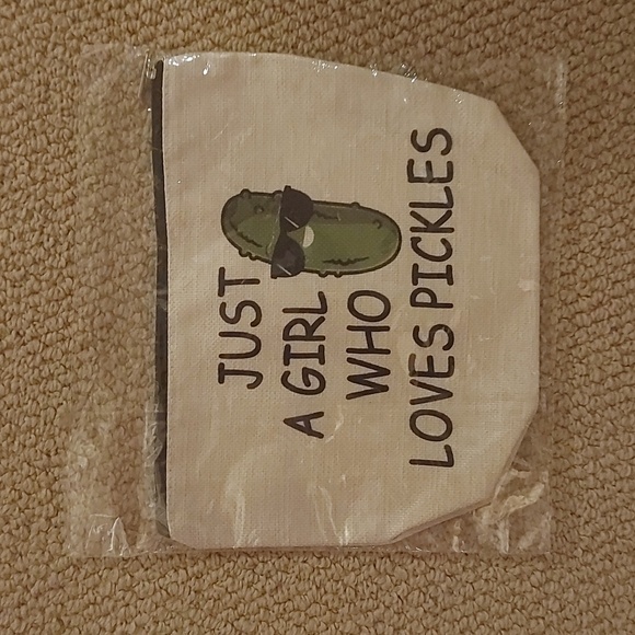 Pickle-Themed Cosmetic Bag - Cream and Green - Picture 1 of 1